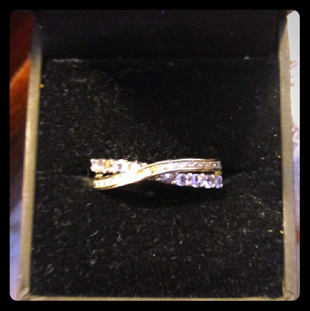 Tanzanite and White Topaz Ring sz 7
